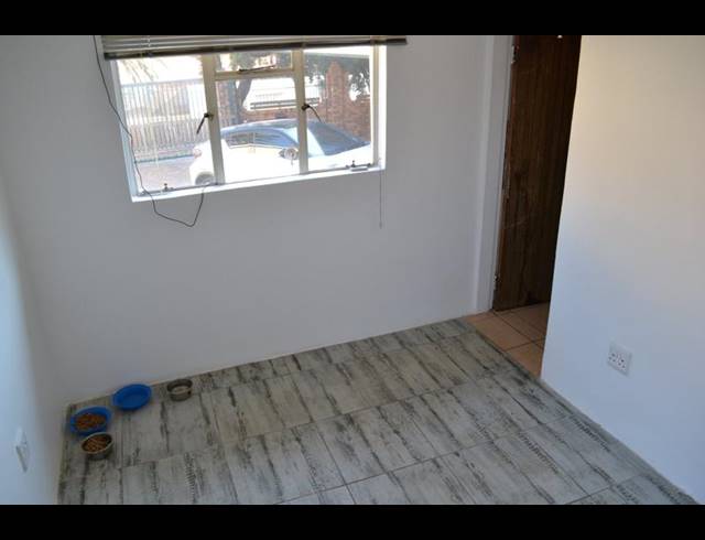 4 BEDROOM HOUSE FOR SALE IN WITPOORTJIE